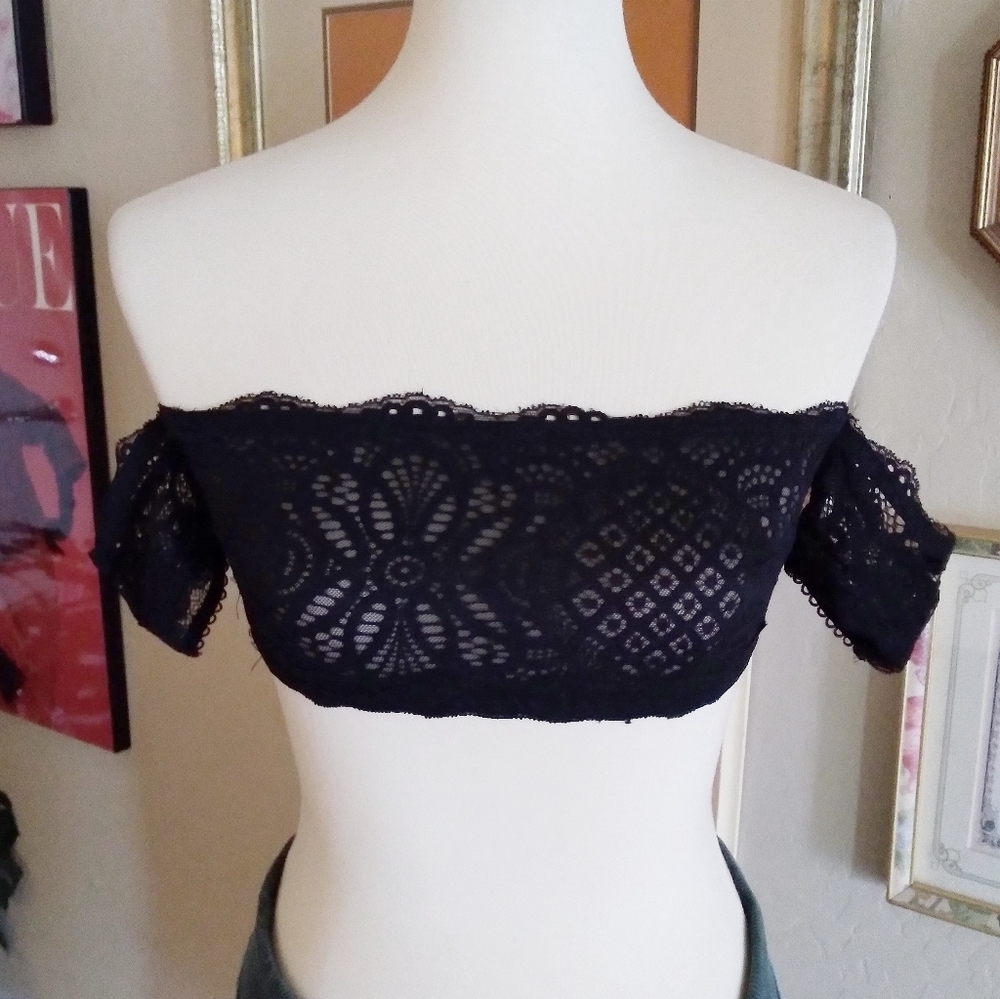 IJAK - Black Lace‎ Off the Shoulder Bandeau